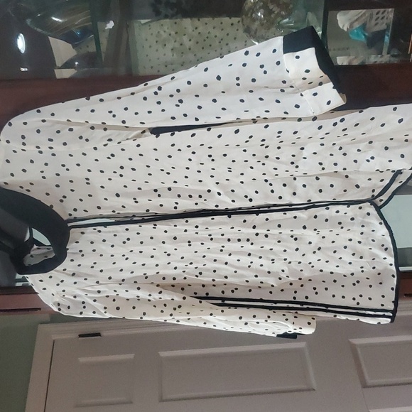 Zara Basic Blouse White with black polka dots size xs - Picture 5 of 8
